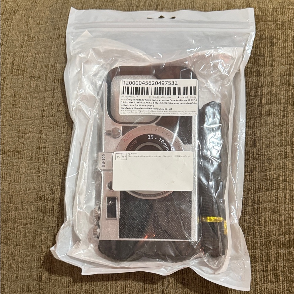 Source Unknown Retro Camera Style Phone Case - Black and Silver - Picture 5 of 6